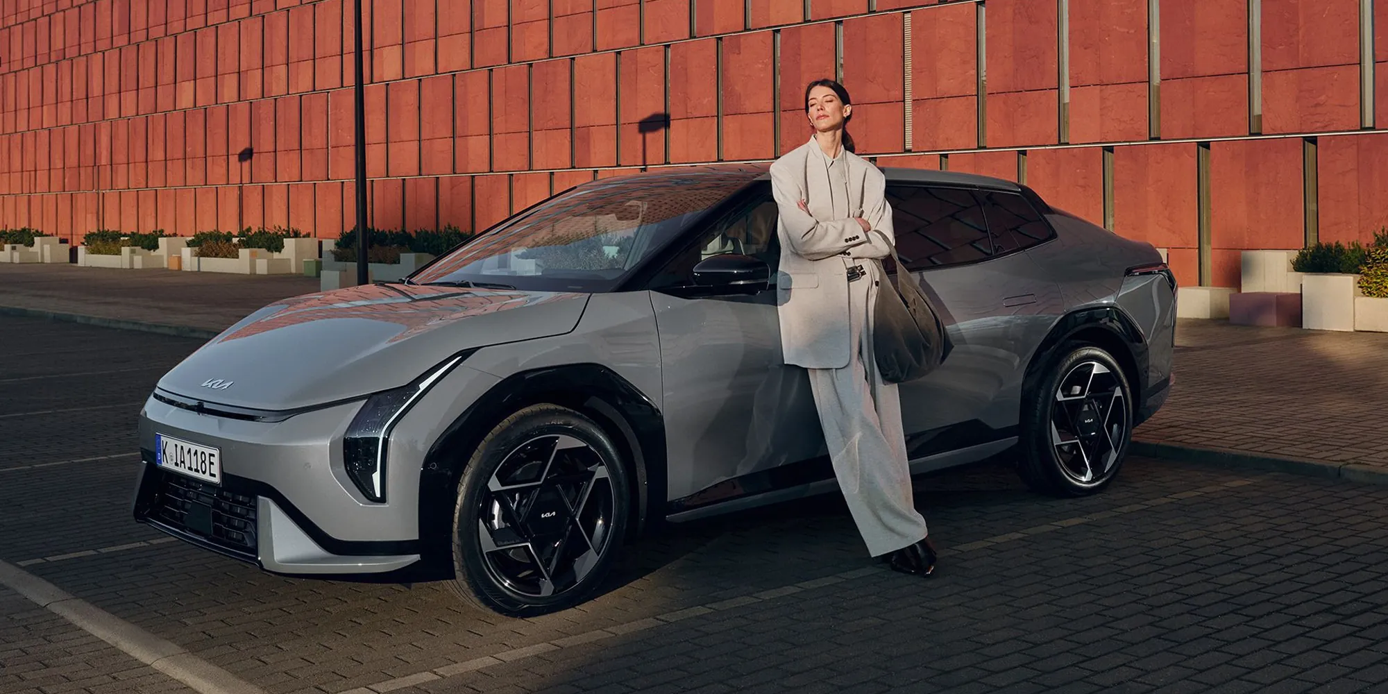KIA EV4